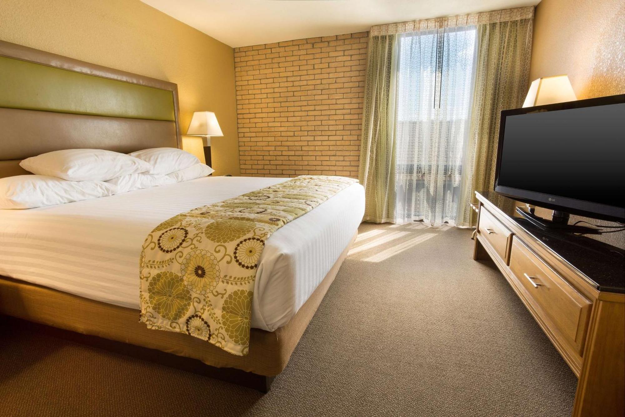 Drury Inn & Suites 파두카 외부 사진