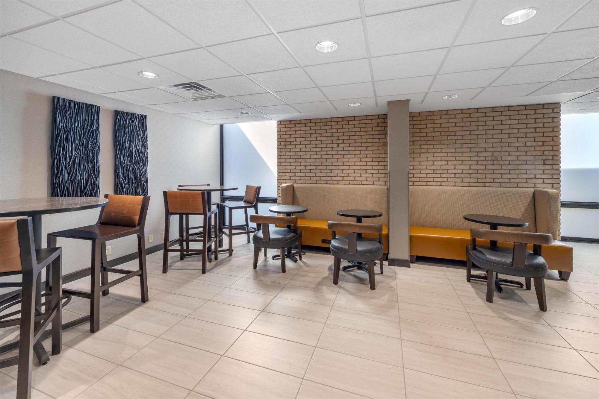 Drury Inn & Suites 파두카 외부 사진