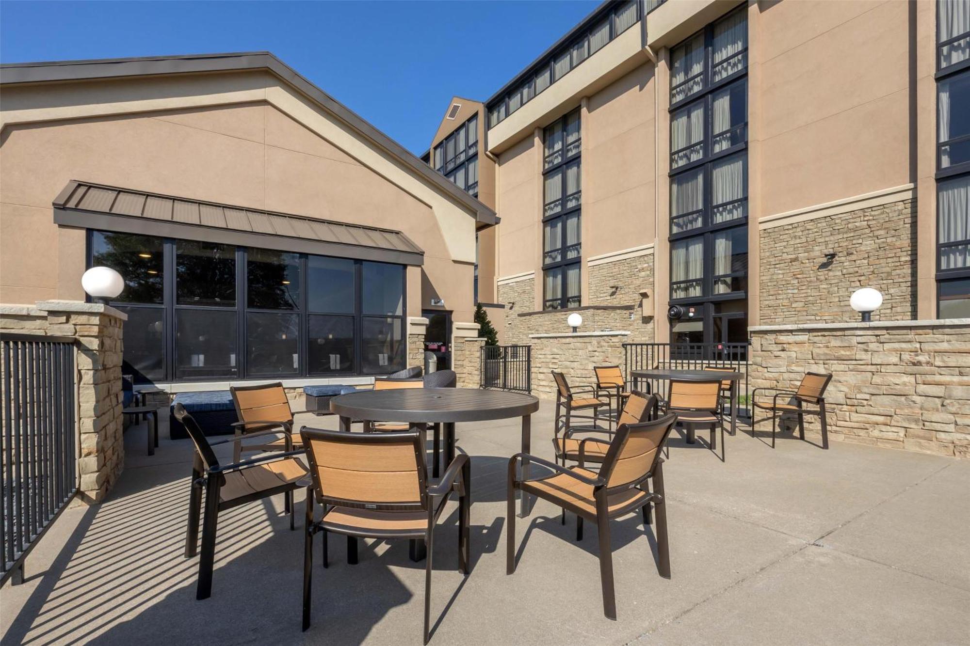 Drury Inn & Suites 파두카 외부 사진