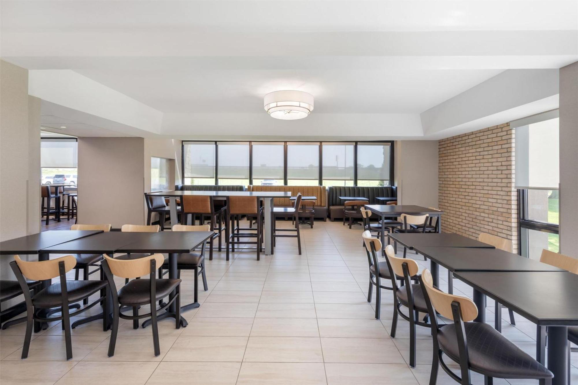 Drury Inn & Suites 파두카 외부 사진