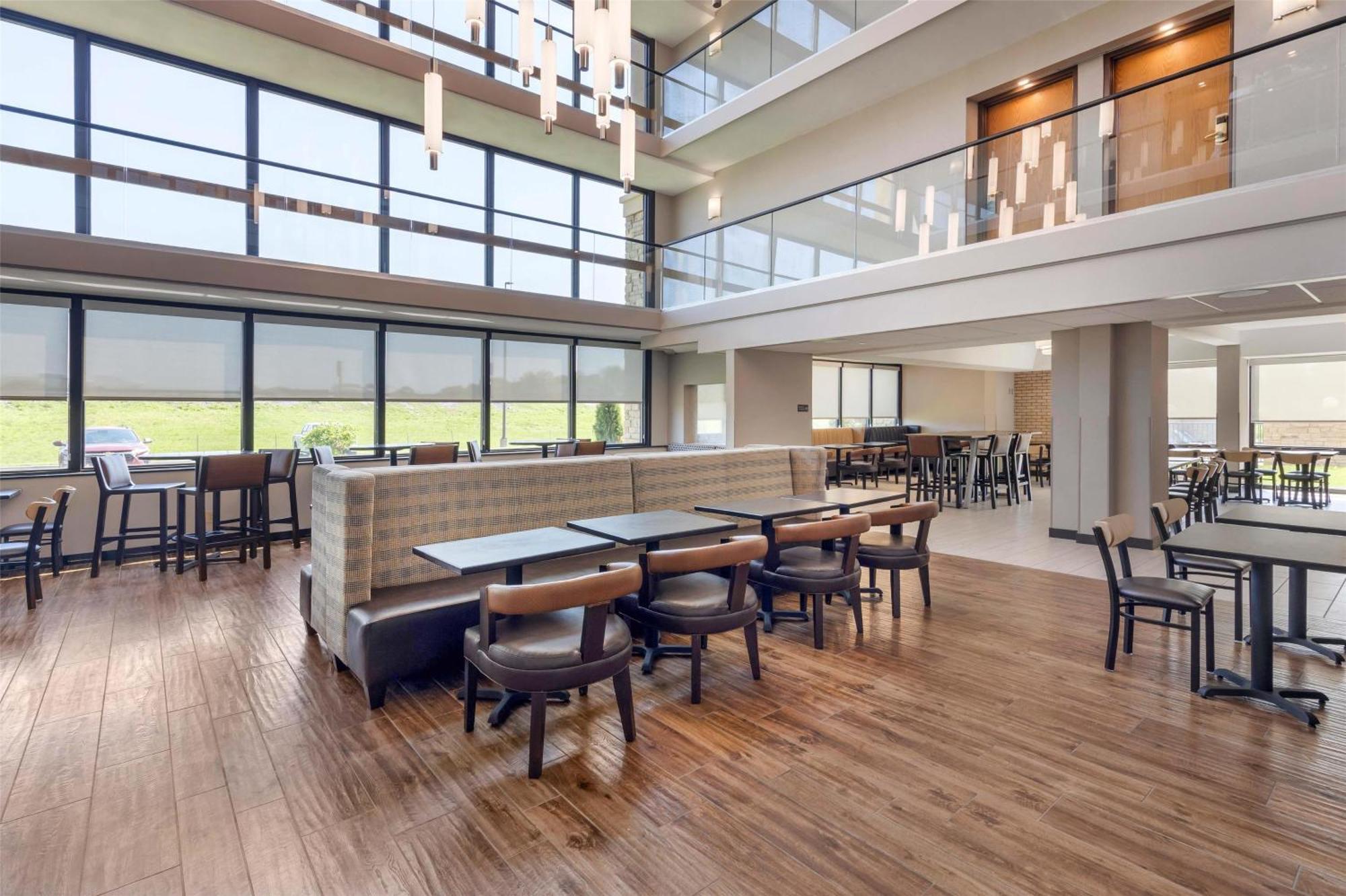 Drury Inn & Suites 파두카 외부 사진